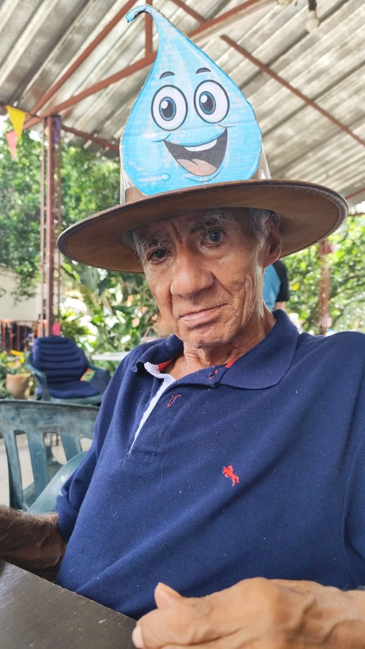 Abuelitos de la fundación